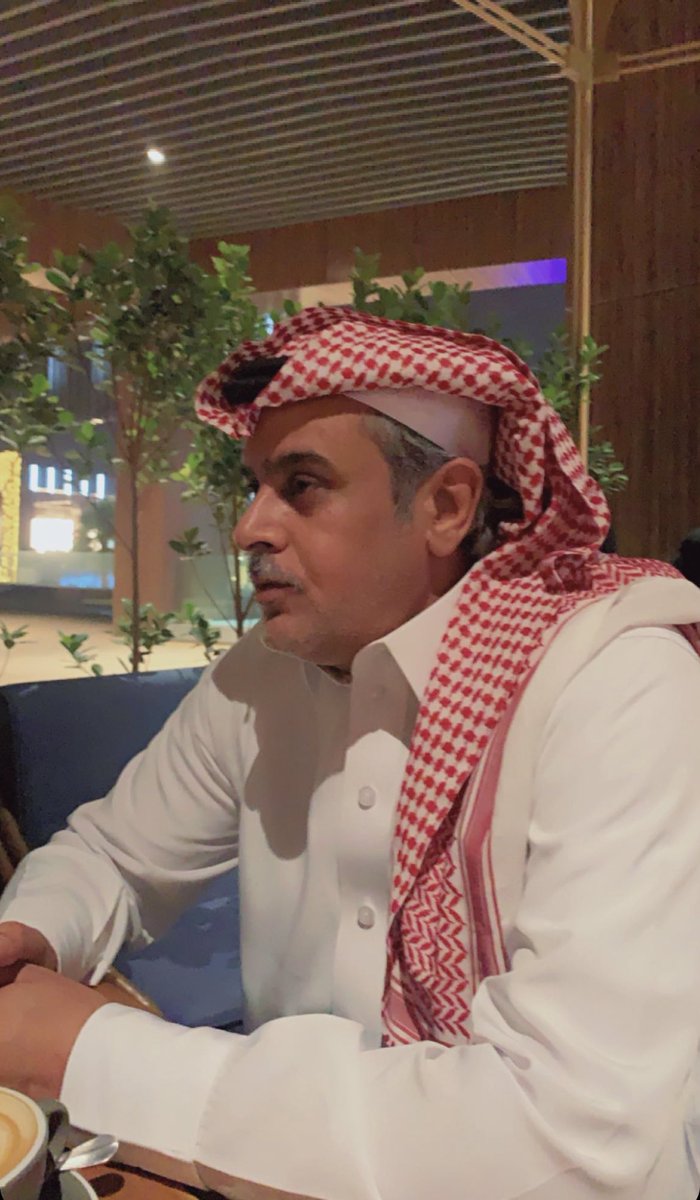 الهم وفراق المحبين والشيب
هذي الثلاثة إحساسها اليوم كافي..