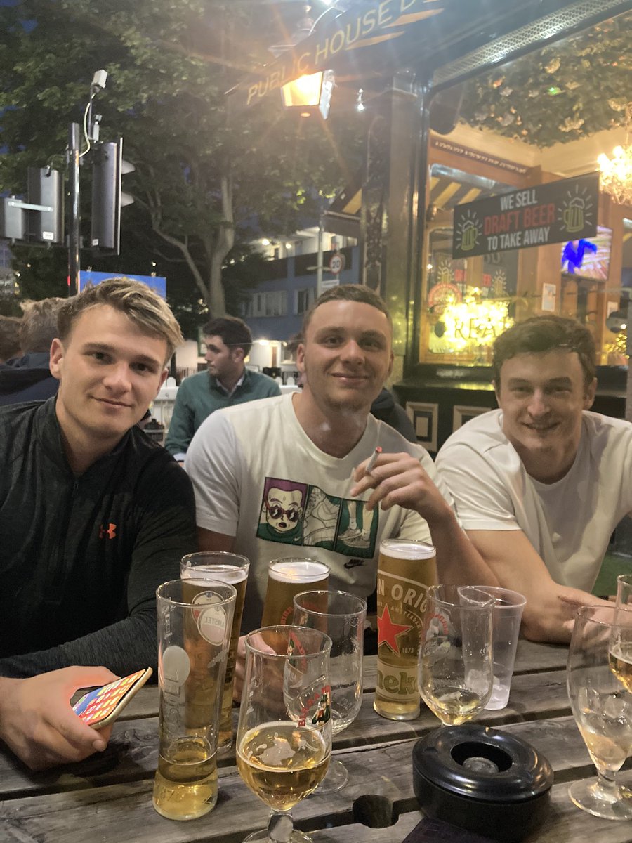 chelseapentboys's tweet photo. 3 debut goals over here celebrating the Penty being top of the league 

#SpearmintLater #BreakOutTheRedPentys https://t.co/DCYJfqapEa