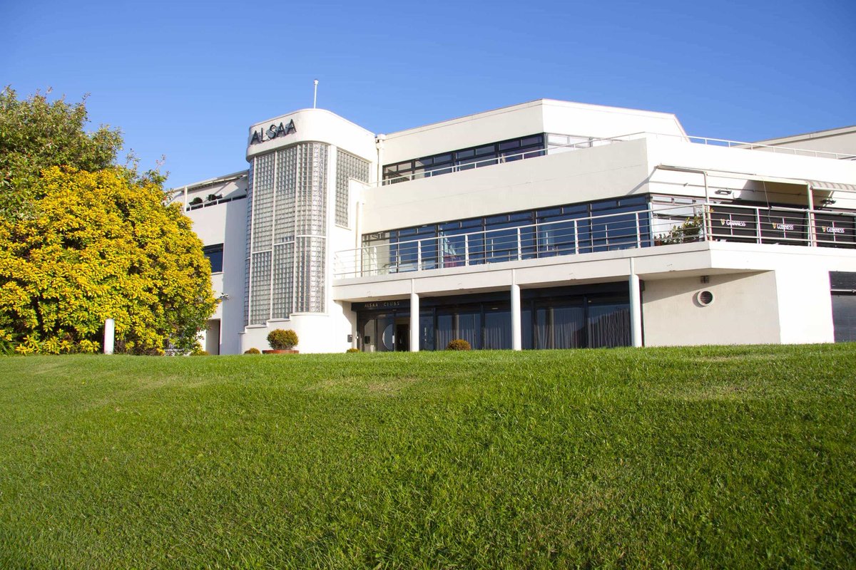 Tonight I met with a number of <a href="/ALSAAOfficial/">ALSAA</a> users about the future of the centre and the important community facilities it provides. I look forward to working with them over the next 12 months to see how we can safe guard its future.