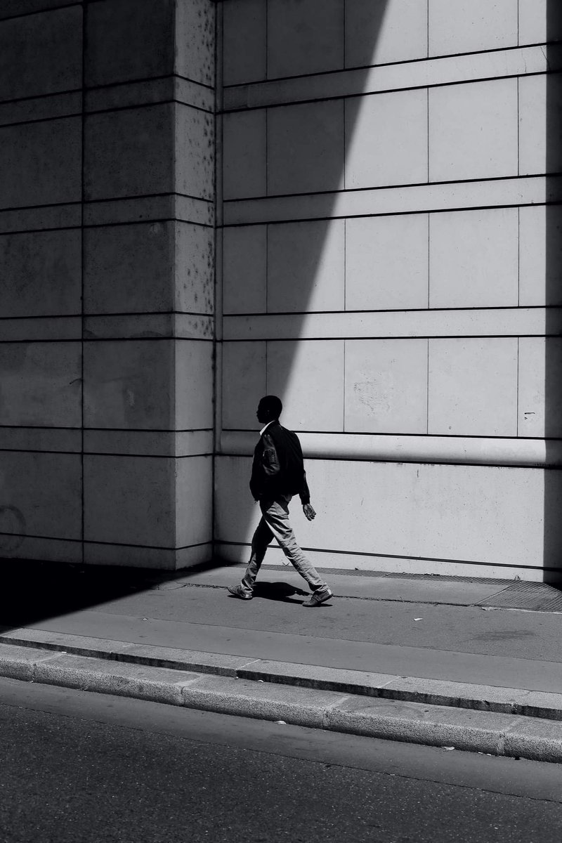 colinesss's tweet image. Through the separation
#streetphotography #street #blackandwhite #Paris #pascalcolin #canon #50mm