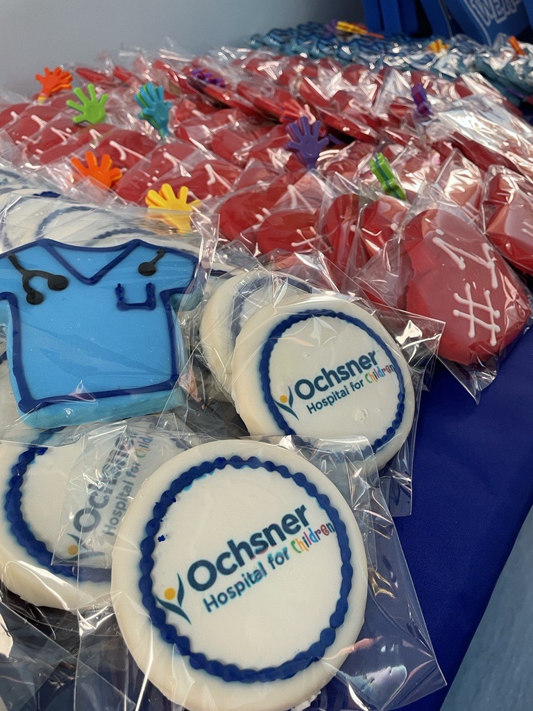 TEGPR's tweet photo. TEG celebrating @OchsnerHealth Hospital for Children on being named #1 in Louisiana for the second year in a row by @USNewsHealth.🙌 🎉 #TEGFieldTrip #TEGClientNews https://t.co/wCvBBcsp7i