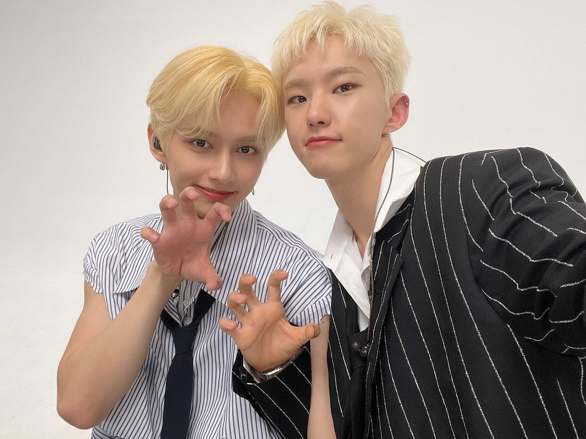 HORANGHAE to the biggest gemini of geminis that ended up being a motivation and source of happiness to me and seventeen, hope you have a great day hoshi <3

#호시_생일초에_불붙여라_아주뜨겁게
#HorangiPowerHoshiDay 🎉