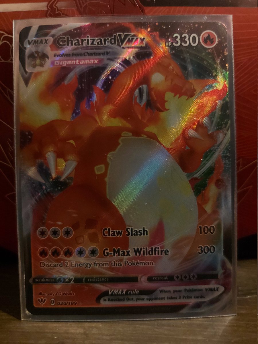 PTMitch95's tweet photo. One of my favourite pulls to date. Charizard VMax 020/189 from #DarknessAblaze https://t.co/P2AXh9XxU9