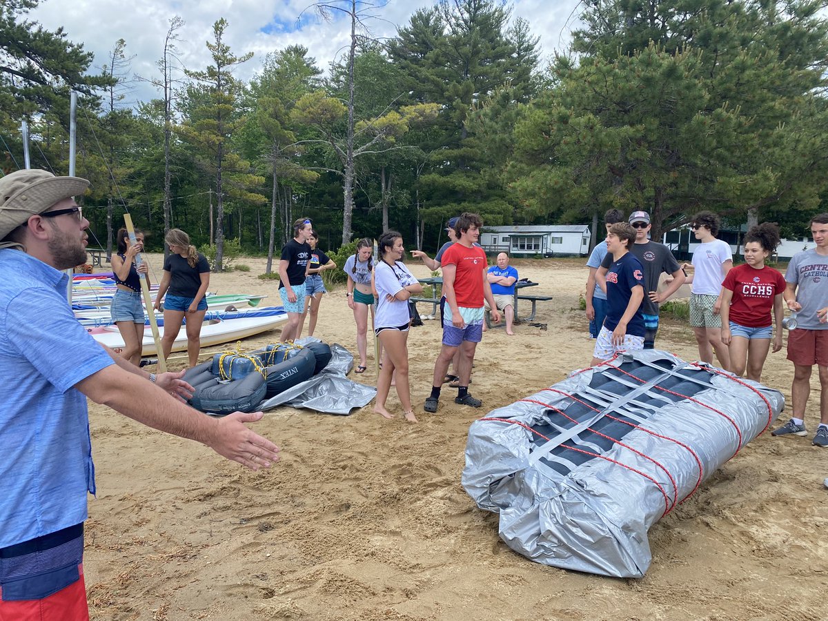 CCRaider_Champ's tweet photo. Creativity and teamwork at its best! Team raft builds! https://t.co/qE08P6pP3C