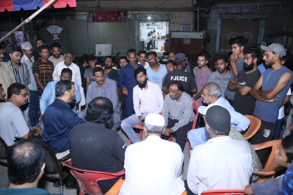 MQMPUpdates's tweet photo. حلقہ این اے 240  ضمنی انتخابات کی تیاریاں عروج پر، چیئرمین پاک سرزمین پارٹی سید مصطفیٰ کمال کی یوسی 15 میں علاقائی معززین سے ملاقات، علاقہ مکینوں کی جانب سے بھرپور تعاون کی یقین دہانی۔

@KamalPSP
#PSP #NA240 #VoteForDolphin #MustafaKamal https://t.co/SxErwqvql3