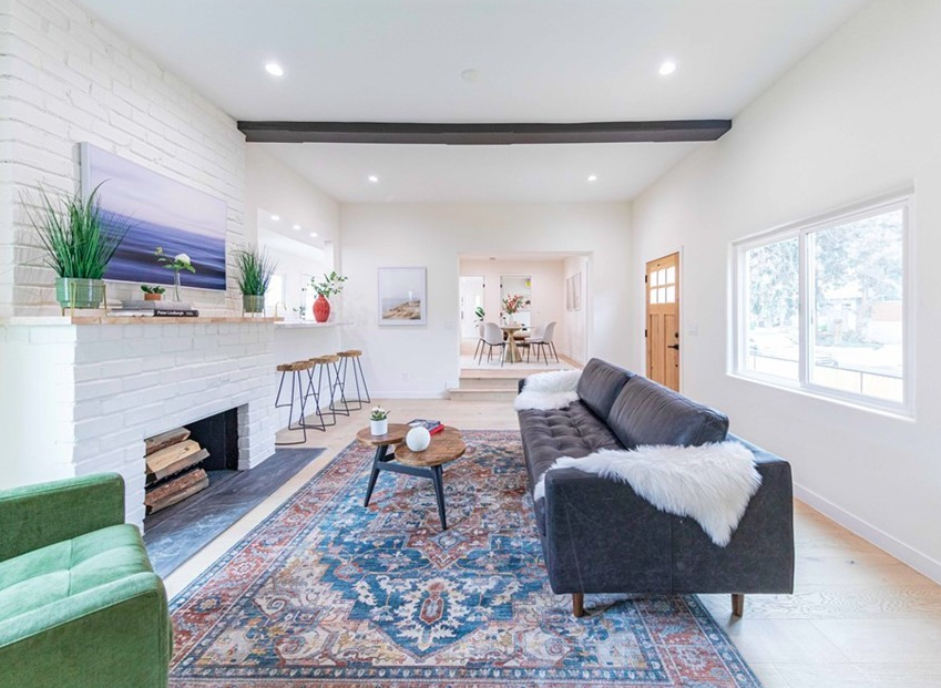 CenterStLending's tweet photo. 🚨 DONE DEAL OF THE WEEK 🚨

📍 Location: Venice, CA  
🤝 Loan Program: Fix &amp; Flip  
💰 Loan Amount: $1.1MM 
😎 Loan Officer: Robert Newcomer
📞 949-404-1185 
rnewcomer@centerstreetlending.com https://t.co/nrMkNtSk2a
