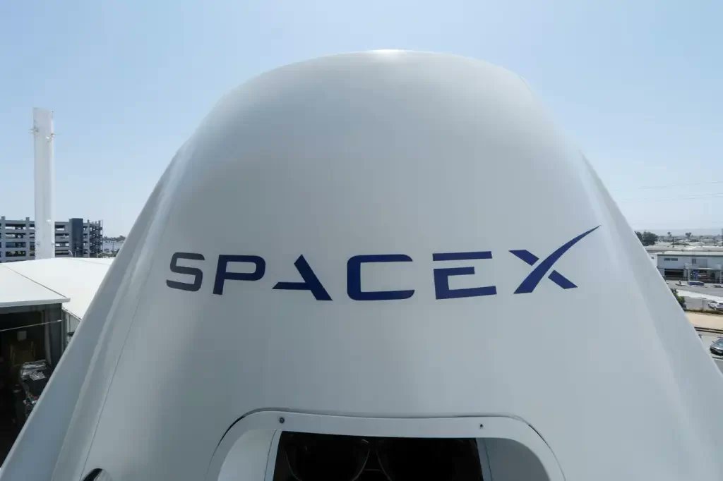 WordCryptoNew's tweet photo. Criptomoedas longe de hackers: SpaceX lança satélite de cripto no espaço
Empresa de criptografia relacionada ao blockchain embarca primeiro satélite do gênero em foguete da SpaceX, de Elon Musk, e quer manter criptomoedas longe do alcance de hackers @elonmusk @NASA @SpaceX https://t.co/d9K4SKvz45