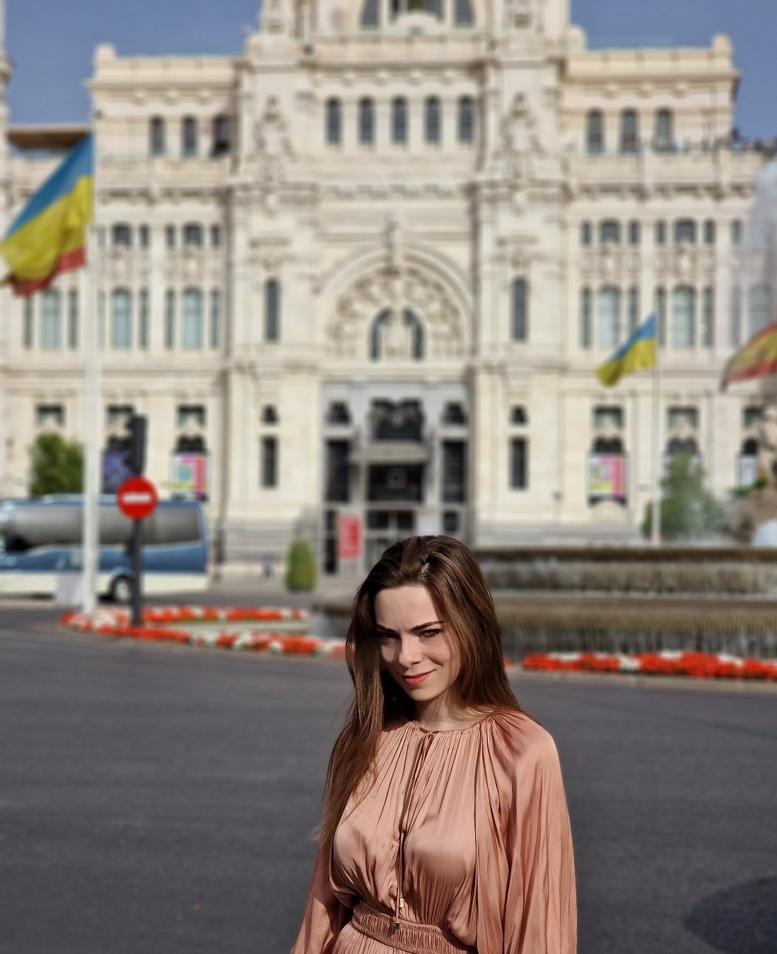 Dina Belenkaya on X: Welcome in Madrid ♟️#candidates2022 #Chess