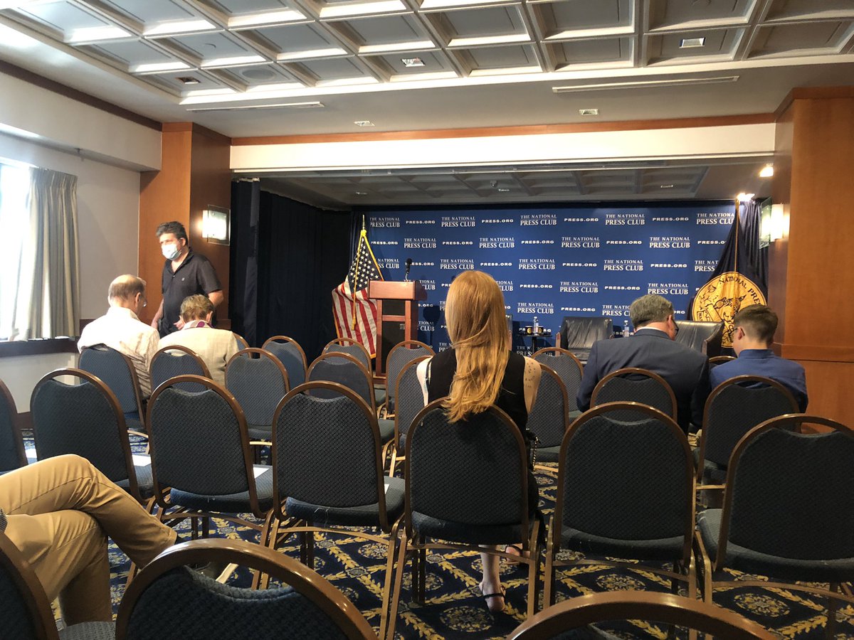 mccarrennews's tweet photo. Upcoming at 6p!! @jmartNYT and Alex Burns @PressClubDC for #ThisWillNotPass the book. https://t.co/GUHMBwk6bU