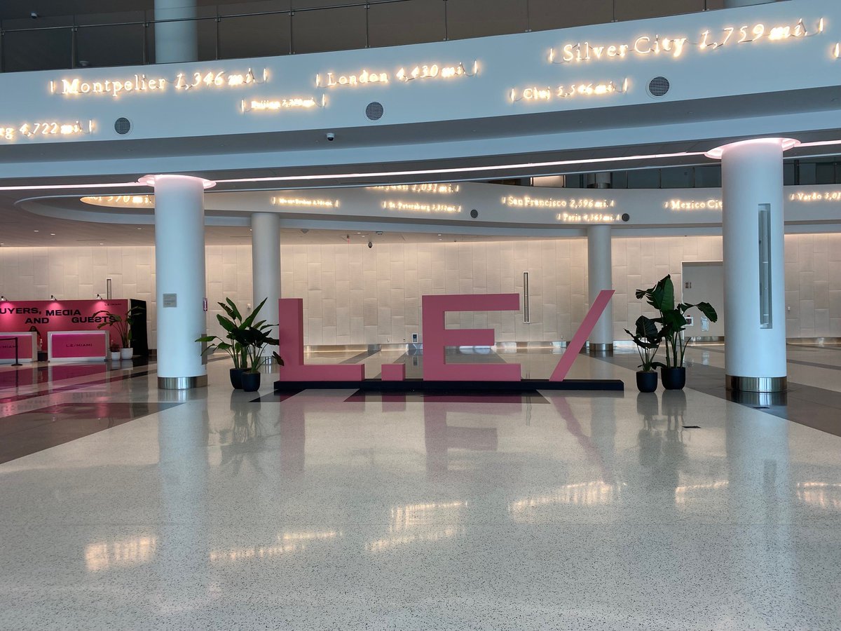 MiamiBeachConvCenter tweet media