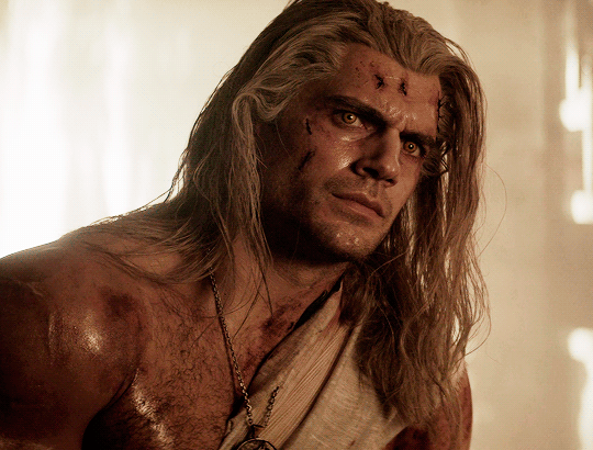 NUKEMDAVE's tweet photo. @jonhurwitz @Legendary If you could get Henry Cavill on board, I think he would make a great Duke Nukem. I've heard he's a gamer, so he may already be familiar with the character. Not only that, but women swoon over him in real-life, so it would fit the fact that women swoon over Duke in the games. https://t.co/k6XP0UtCnd