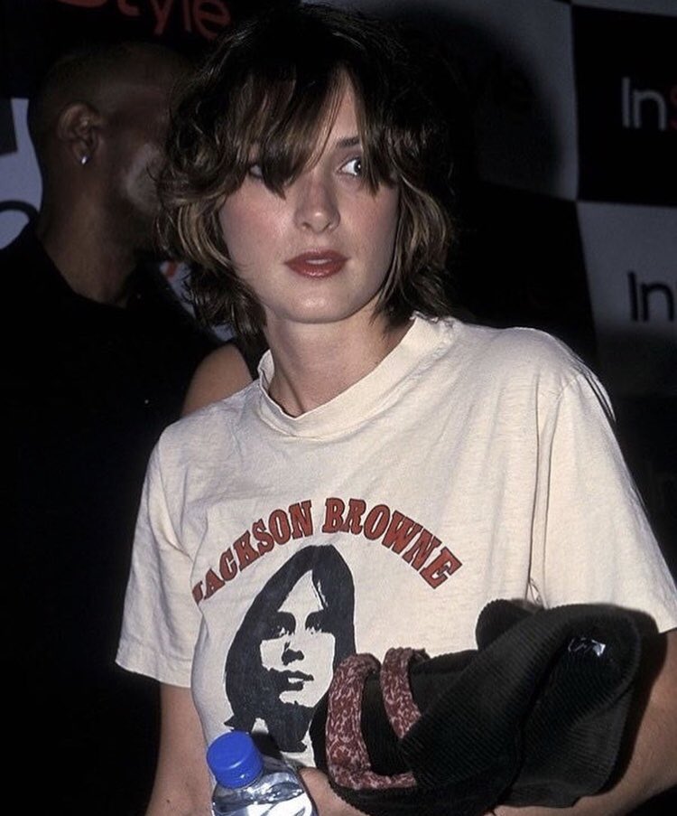 BESTOFWlNONA's tweet photo. Winona at an InStyle party in 2000. https://t.co/NHLGvC9gnK