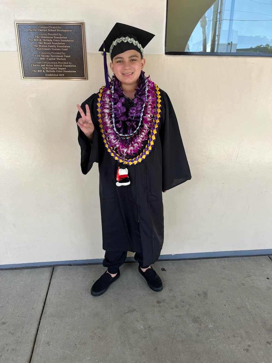 PartyBoyBayunco's tweet photo. My first born has graduated 8th grade and going to high school I am a proud father and he makes me happy i love you hijo...#spectrum #autusim #AutismAwareness #autisticfather https://t.co/ezcfOBoaF8