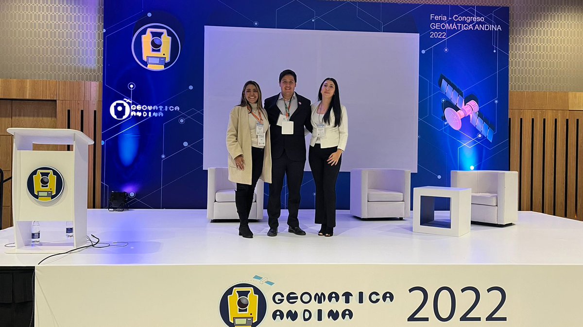 Esri Colombia tweet media