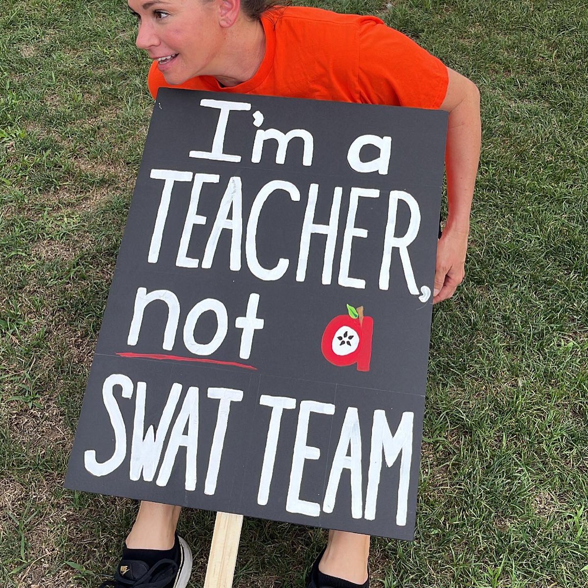 March For Our Lives AZ tweet media