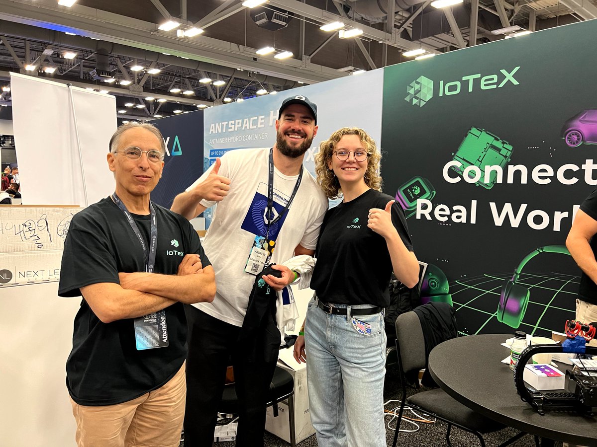 iotex_io's tweet image. The IoTeX team landed at #Consensus2022 by @CoinDesk to share #MachineFi with the masses. We ran into old friends, met new ones, and sewed the seeds for future partnerships.
📸 Here are some of our favorite highlights. Stay tuned for more memories later this week! $IOTX