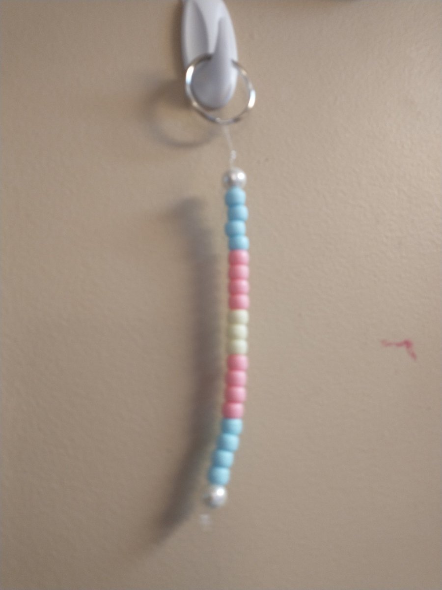 _VioletteRose's tweet photo. Showing love to my transgender brothers and sisters!!!

#beadwork #beadcrafts #crafts #LGBT #Transgender #pridemonth2022 #pridemonth https://t.co/3bVtzvOnok