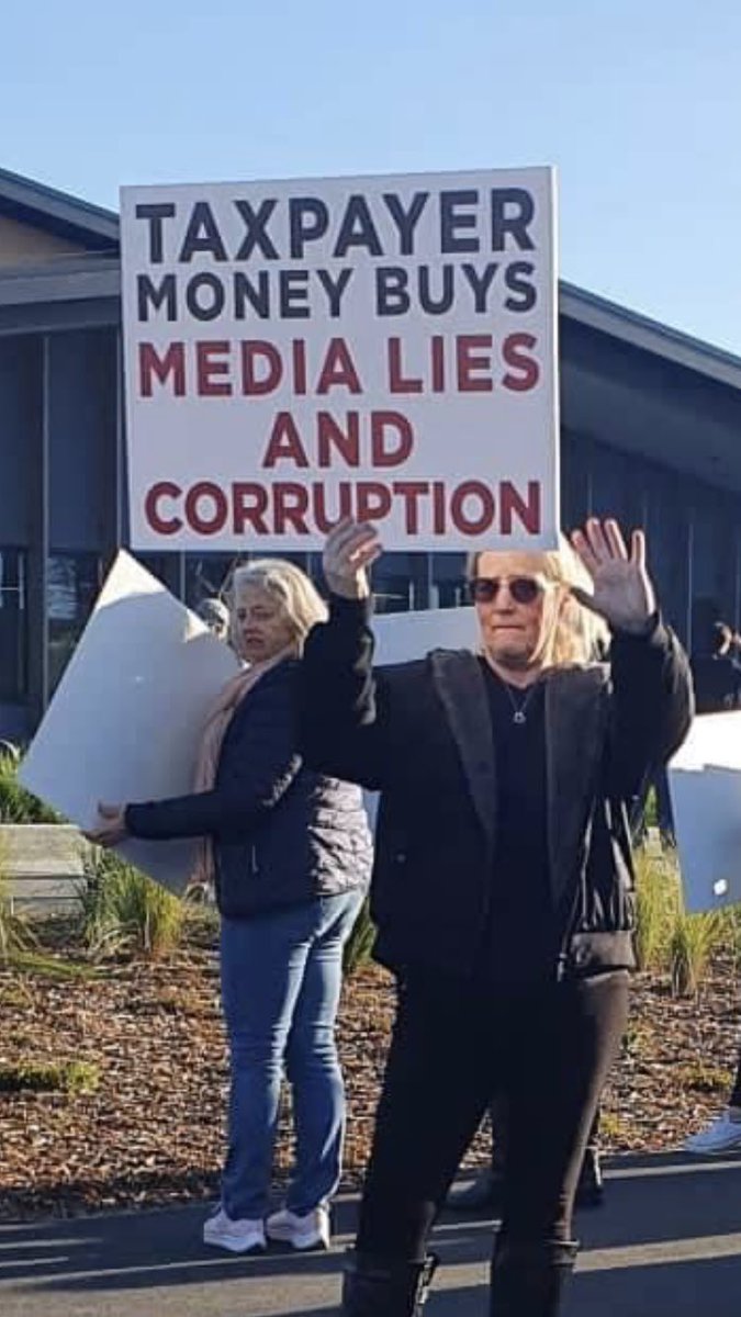 Dame Jane tweet media