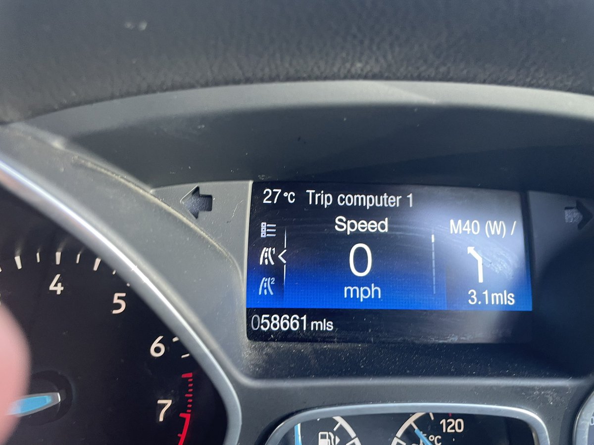 CTS___'s tweet image. Feeling the heat stuck on the M25 #commutehome #needicecream #southerntraffic