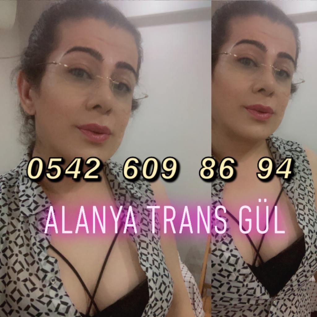 Brunette onanizm video