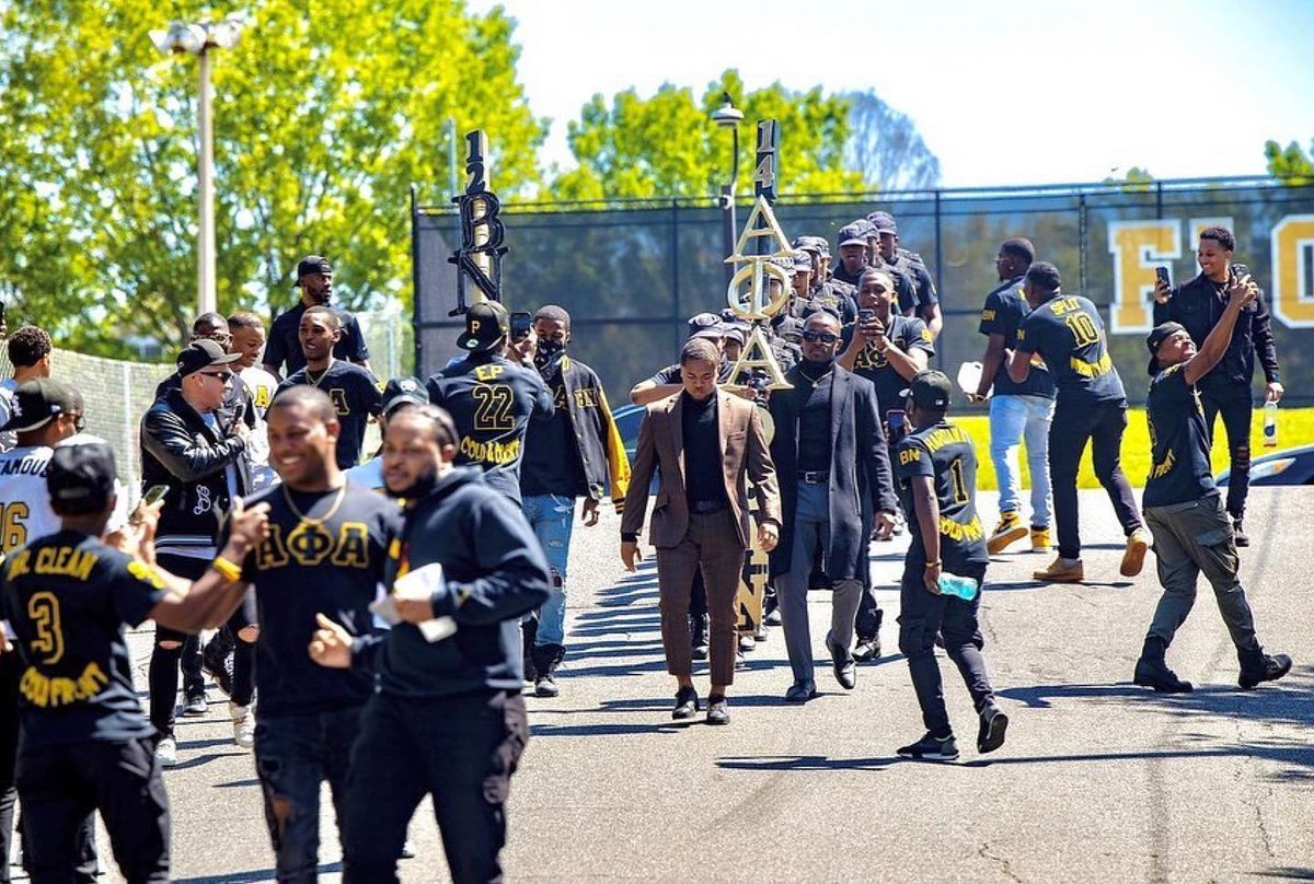 watchtheyard's tweet photo. The Alphas at #FAMU just crossed their Spring 2022 line! 🤙🏾 Show them some love!

@BNorBeOut32 https://t.co/oO5dTp2B9z