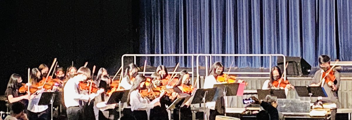 Opening night of our Spring Concert was a success! Congratulations to our performers &amp; thank you to our teachers for bringing music back to <a href="/Windermere_VSB/">Windermere Secondary</a>! <a href="/VSB39/">Vancouver School Board</a> <a href="/vsblearns/">vsblearns</a> #WarriorsREACH