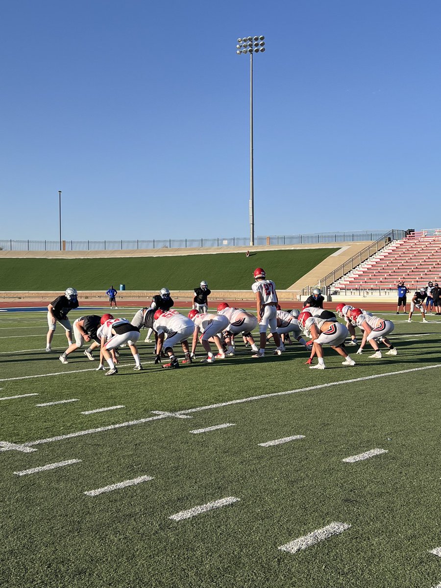 FootballDurango's tweet photo. Day one in the books at CSU Pueblo camp. Demons had a strong showing; keep grinding! @JoshuaBates64 @TyHarms8 @TagertBardin @ZachHaber @folk_aj @JJHoerl4 @JericBaruch @Gradkhill https://t.co/LqJ7WfA0x4