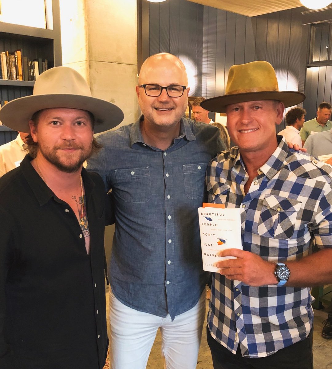 ⁦<a href="/scottsauls/">Scott Sauls</a>⁩ New book - Beautiful People Don’t Just Happen! So blessed to call you a friend. ⁦⁦⁦<a href="/NEEDTOBREATHE/">NEEDTOBREATHE</a>⁩ (Bear 🐻) was a nice touch! Great night!