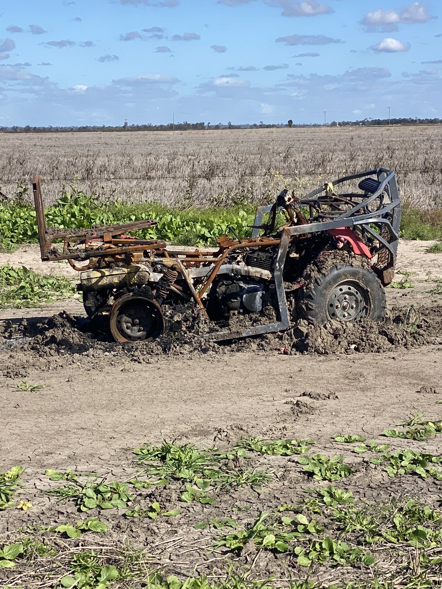 Found….1 x quad bike. Not particularly good in mud and appears to overheat. #flaminghonda #poachers