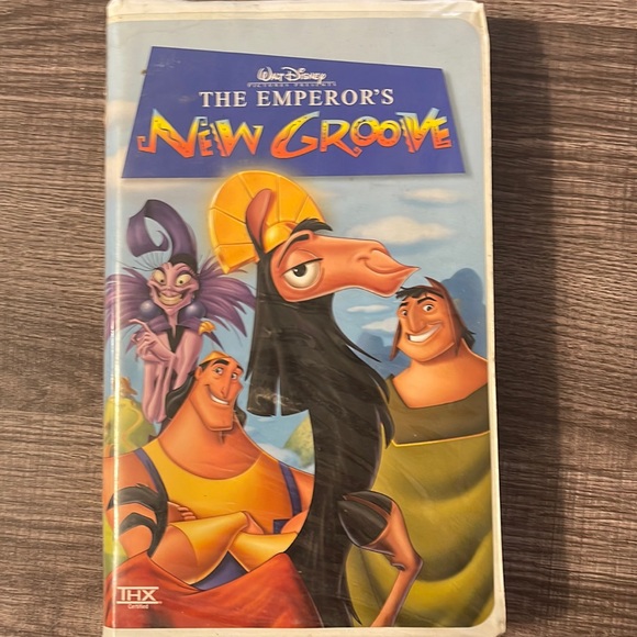 rubyprojectfdn's tweet image. So good I had to share! Check out all the items I'm loving on @Poshmarkapp #poshmark #fashion #style #shopmycloset #disney: posh.mk/NEuLC9ZHRqb