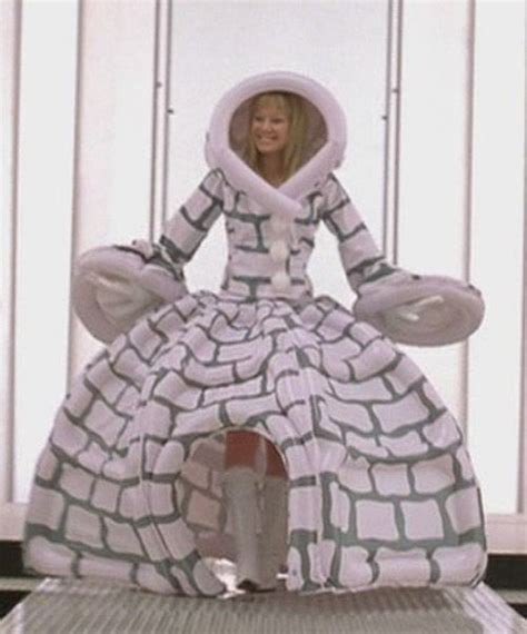 rayjamesbitch's tweet image. No one let Kim K near this dress 😤