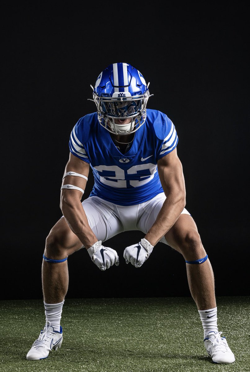 Blessed to receive an offer from Brigham Young University 💙🤍
⁦<a href="/BYUfootball/">BYU FOOTBALL</a>⁩ ⁦<a href="/kalanifsitake/">Kalani F Sitake</a>⁩