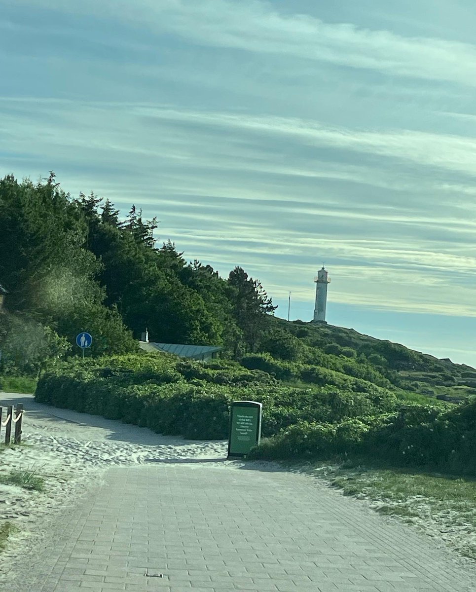 a_coolick's tweet photo. What a amazing day with my colleagues @Arvato_FSNordic @ArvatoFinance in #varberg #beach #dinner #sweden https://t.co/V0lUG94SFk