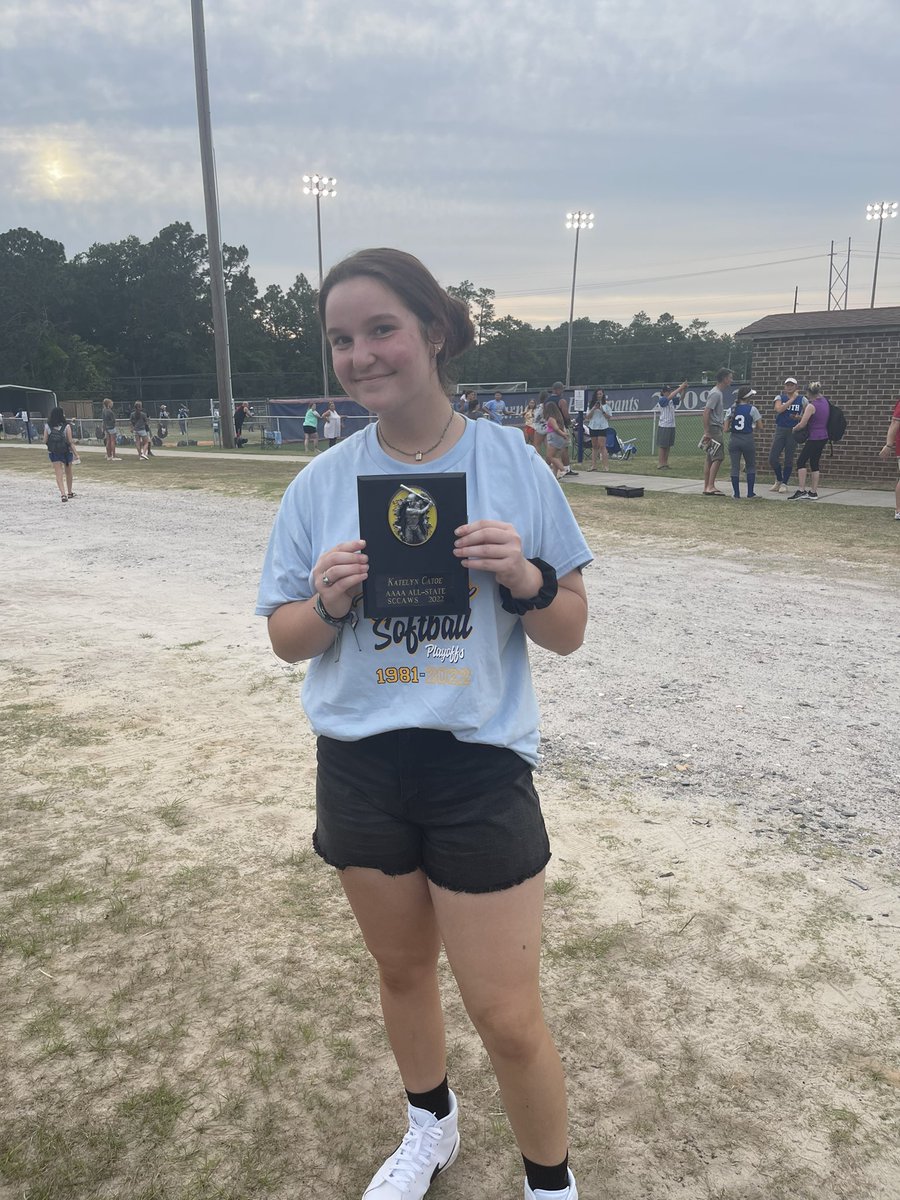 katiecatoe2's tweet photo. all state 🤝 17th bday @sfhathletics https://t.co/B0yo0jvLgk