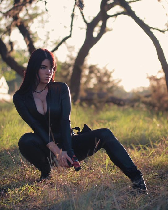 Watch Sav's leaked NSFW photo on TwXstars