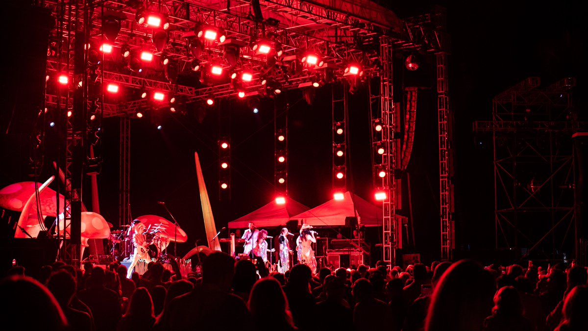 Hawaii Stage & Lighting tweet media