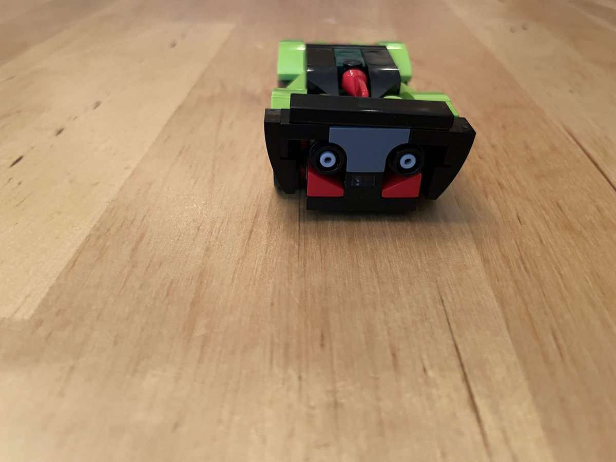 VTFitzC's tweet photo. All teasing about the free-with-purchase #lego #astonmartin #speedster, it has very nice details for the scope of the set and it’s actually almost minifig scale (slightly too small, but it doesn’t look out of place next to a minifig. Very happy with it! https://t.co/nYCod3U3tr