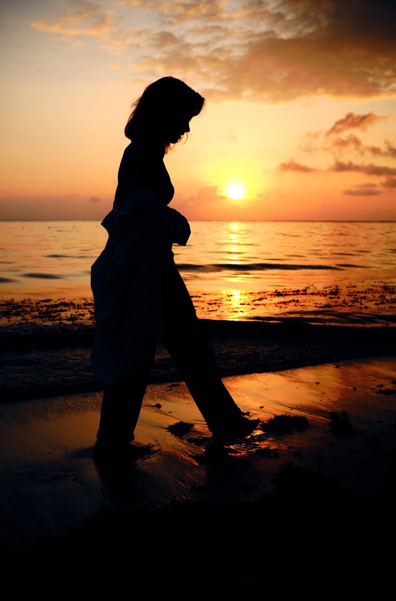whoisperi's tweet photo. Sunrise in the Dominican Republic 🌅 https://t.co/87Yk0XWkjS
