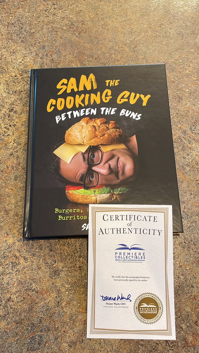 maucheric's tweet photo. My @thecookingguy Between The Buns autographed copy finally arrived! https://t.co/heE9gkmQi6