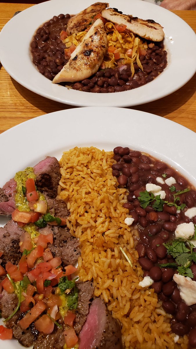 SimplyCoachB's tweet photo. @Chilis what gives! Great new menu just no substitutions anymore???Too rigid for my enjoyment. Will miss my double black beans or corn instead of the rice https://t.co/BintDIYKa6