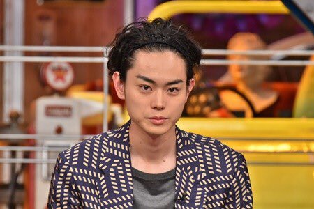 菅田将暉に1番似合う髪型は短髪 爽やかイケメンといえば菅田将暉 どの短髪が似合うのか徹的解析 あなたが一番好きな短髪はどれ よよんブログ
