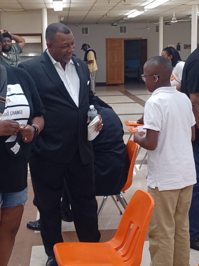 stevenwtompkins's tweet photo. I want to thank the Ward 12 and Ward 14 Democratic Committees, and the members of Twelfth Baptist Church for hosting their “Community Conversations” candidates forum. I enjoyed meeting some new people and appreciate the opportunity to share the work that we do @SheriffSuffolk. https://t.co/19HOofzLwS