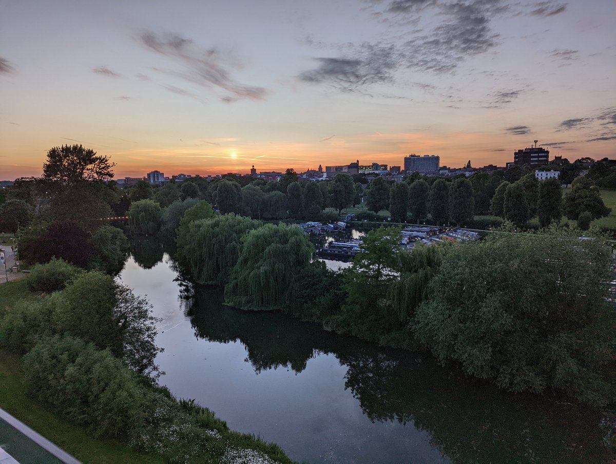 Gloria_Lagou_88's tweet photo. Loved sharing details of amazing arts and wellbeing project Thortify tonight on Notts TV and attending #ALDCon - surely every conference must have a magician (and a beautiful rooftop view) ?! https://t.co/bWqSbMXS6j https://t.co/pBbYS8bX5T