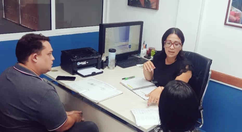 MonagasRrss's tweet photo. #Entérate || En la Oficina #SaimeMaturín evaluamos y organizamos las estrategias para la #JornadaDeCedulación de niños (as) de la patria, junto a la Jefa de la ZE Carolina Estaba y el Responsable de los registros del CNE Gilberto Ortíz.

@NicolasMaduro
@VenezuelaSaime
@MIJP_Vzla https://t.co/ZiZHRnbYPg