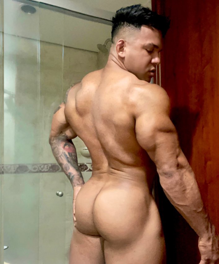 MATTHEW_SANTOS tweet media