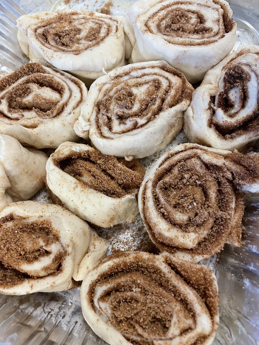 ching_brent's tweet photo. Still cookin! These were our last two sessions with Ms. Nagma 🍕 pockets and cinnamon buns! 😋 #tdsb #tcps #ccel #juniorchefs #lifeskills https://t.co/EzJwAyDQdt