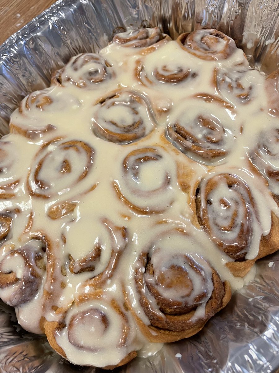 ching_brent's tweet photo. Still cookin! These were our last two sessions with Ms. Nagma 🍕 pockets and cinnamon buns! 😋 #tdsb #tcps #ccel #juniorchefs #lifeskills https://t.co/EzJwAyDQdt