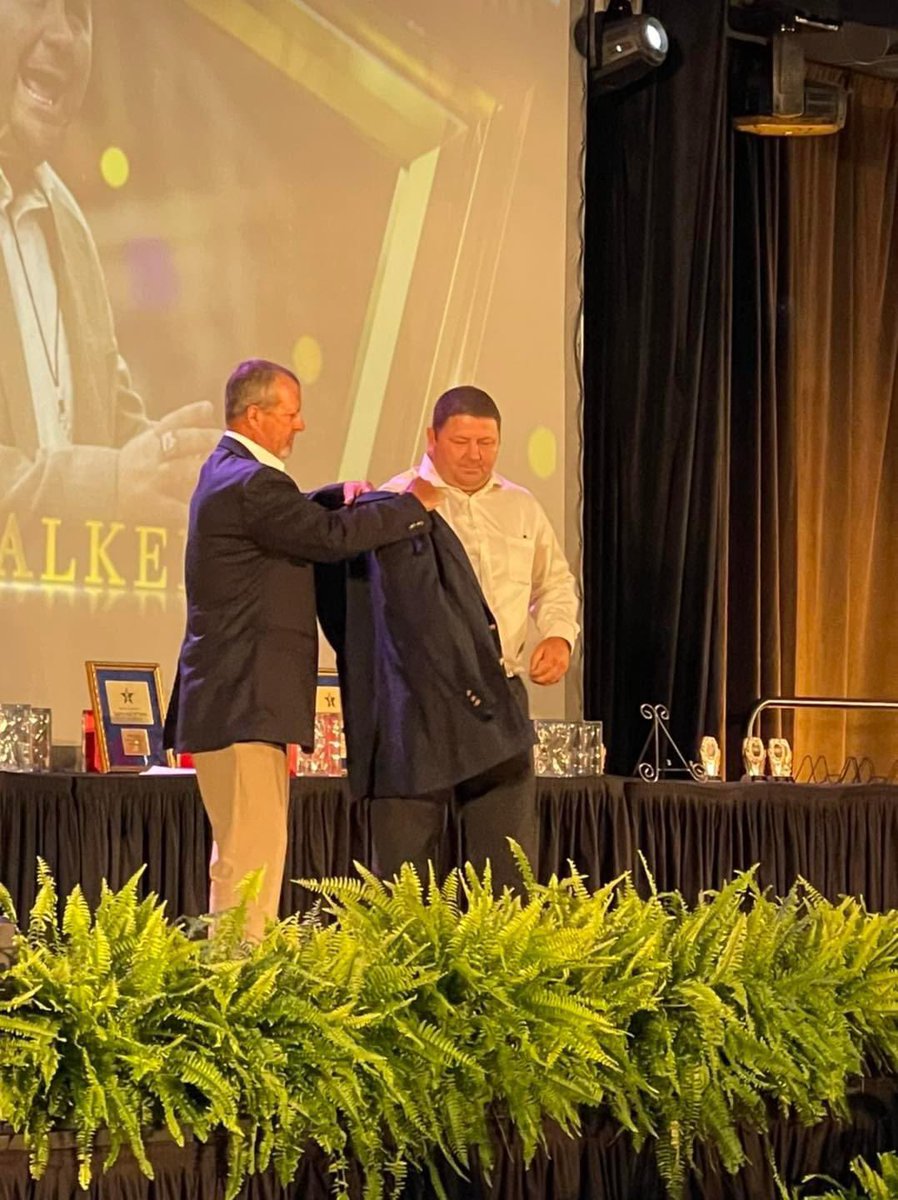 lgbraveswrstle's tweet photo. Congratulations for another Hall of Fame induction for @lgwrestlingwalk!! Polk County Hall of Fame gained a great one tonight!! https://t.co/tILb6MR00z