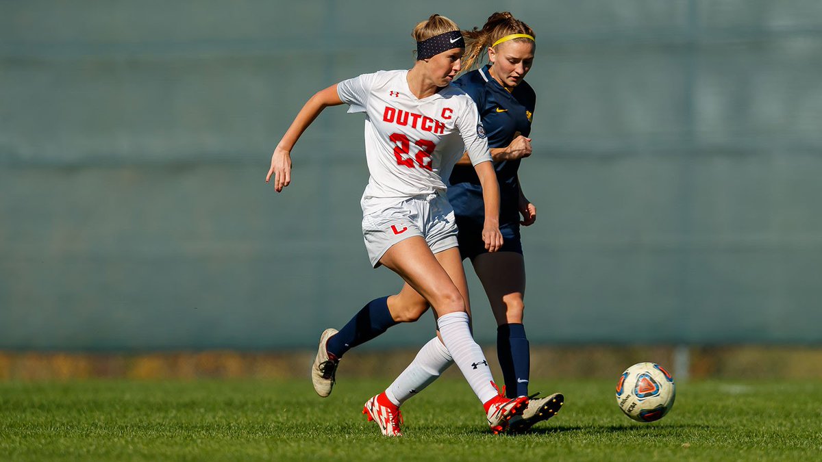 CentralWSoc's tweet photo. Wishing a big ole' HAPPY BIRTHDAY to our @Makaylastone6 today!! Hope it's a good one! #DutchFamily https://t.co/9qplIFQwfr