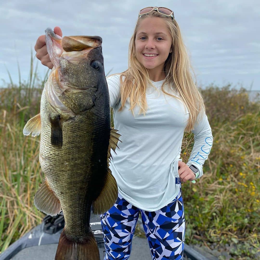 Pazy Fish on X: 🎣Bass Fishing 🎣 The charm of fishing is that it is the  pursuit of what is elusive but attainable, a perpetual series of occasions  for hope. #womenfishing #fishing #